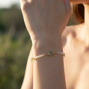 "Trendy Handmade Bracelet – A Thoughtful Gift for Girls & Women | UNVRC1356